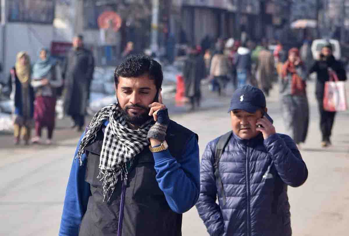 internet service in kashmir, Prepaid mobile service restored in Kashmir