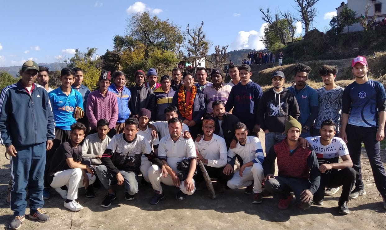 Deepak XI team in semi-final after defeating Valna