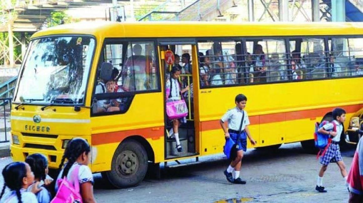 Security of one lakh students of 400 schools at stake