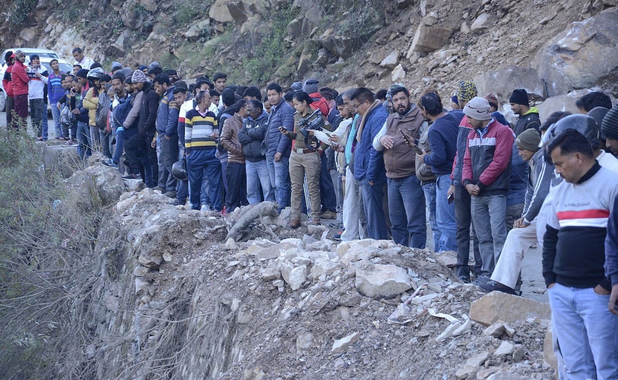 Kaliasoud accident Fury over the inevitability of seat belts in the mountain