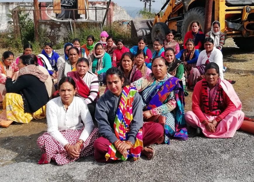 Anganwadi workers sat on dharna on Sunday too