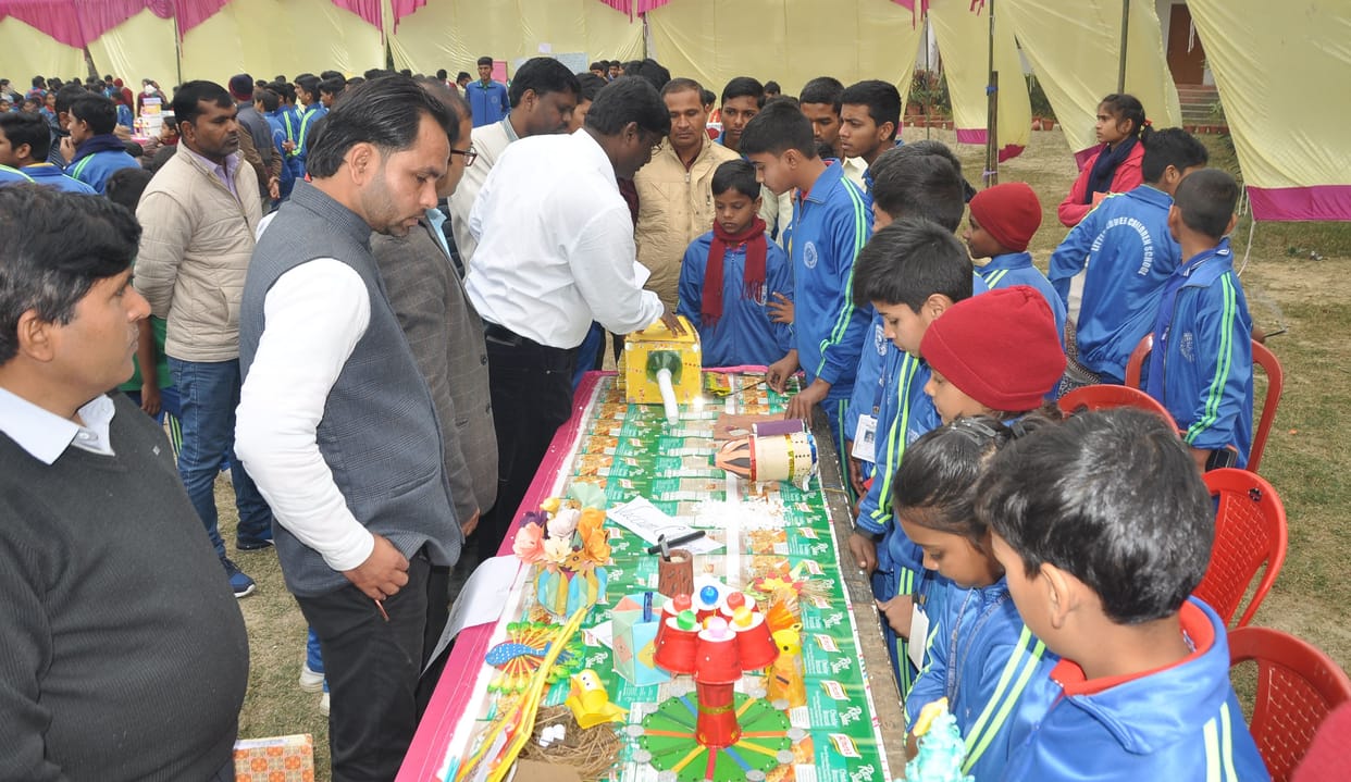 mau newsw exibition