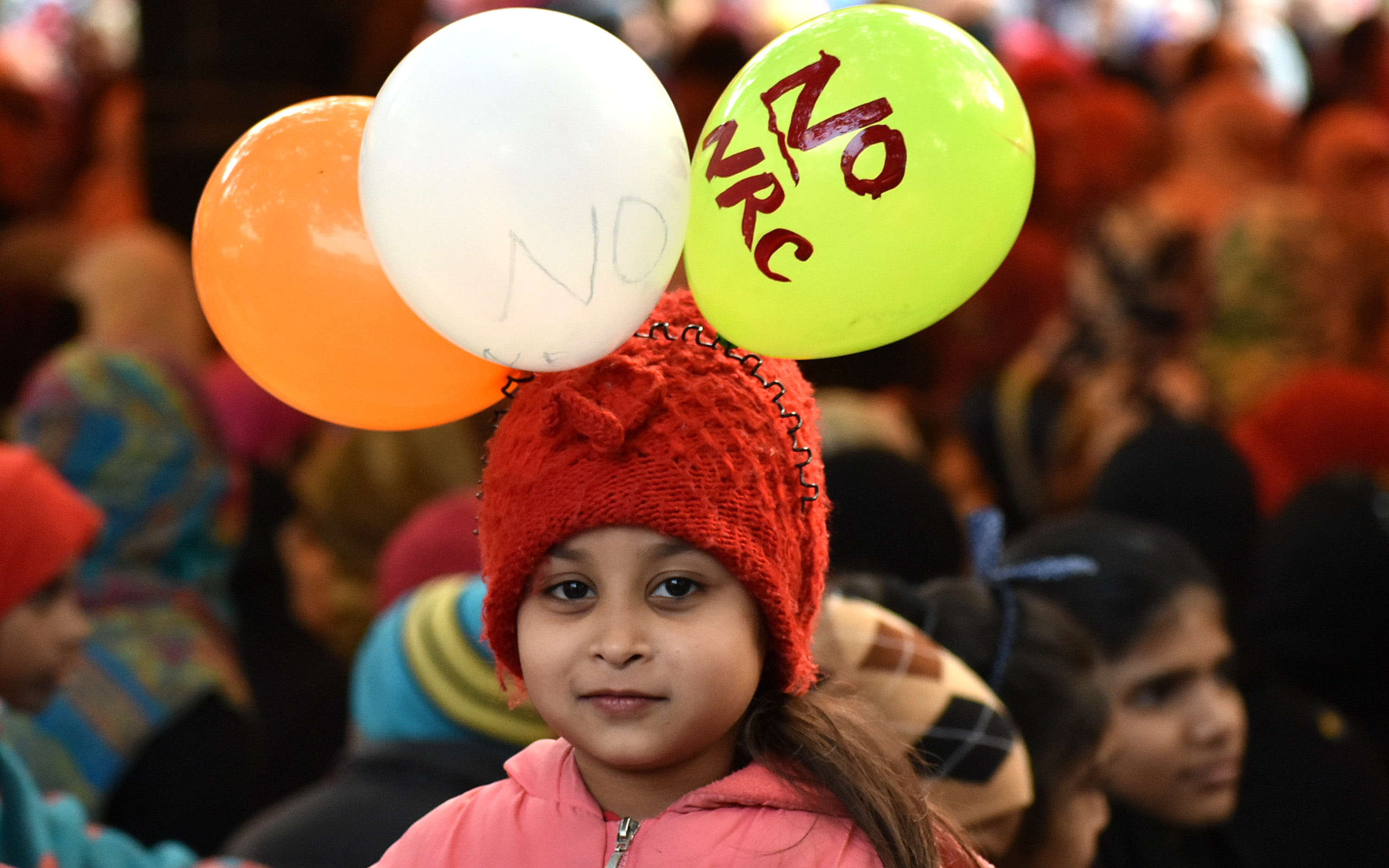 The seventh day continues to picket, written with blood, CAA-NRC not accepted
