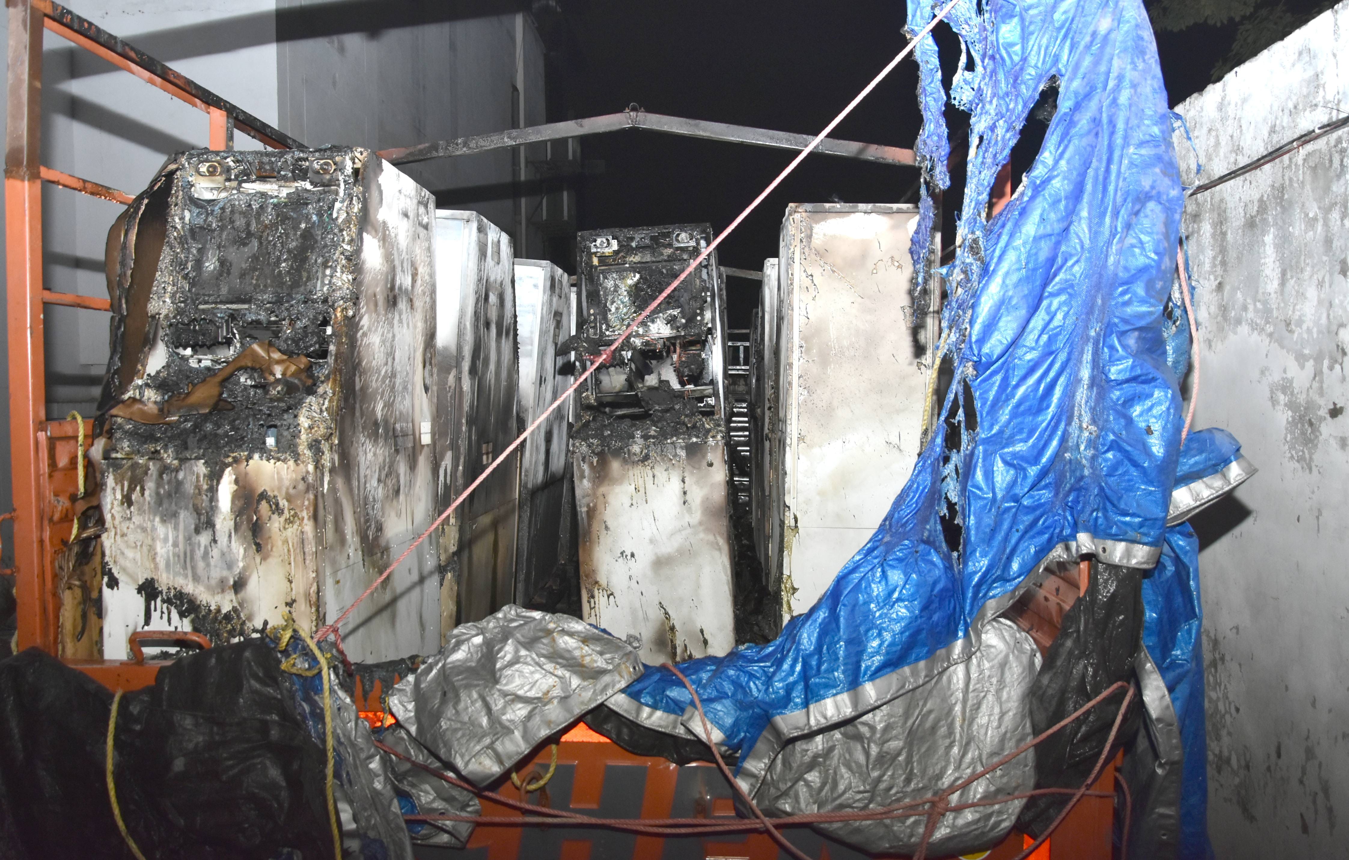 Prayagraj: Fire in truck parked in mall premises, 13 ATMs burnt