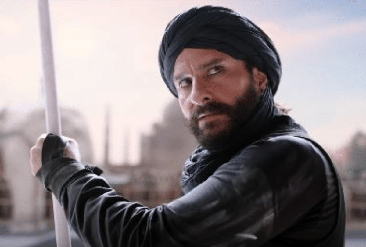 Saif Ali Khan reveals how to shoot scene without cloth in Vishal Bhardwaj film Omkara