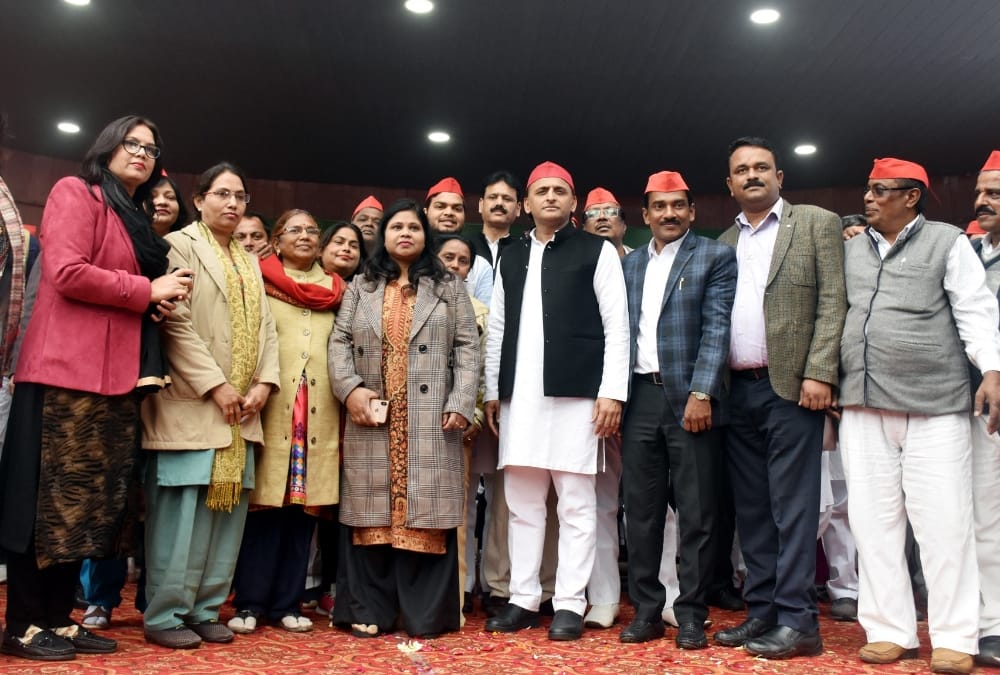 Mulayam Singh Yadav speaks on merger of Hindu Yuva Vahini in Samajwadi Party.