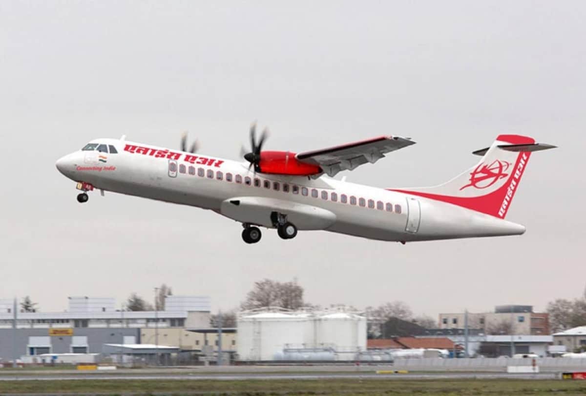 Train bus and airplane travel also affected due to fog in UP Gorakhpur