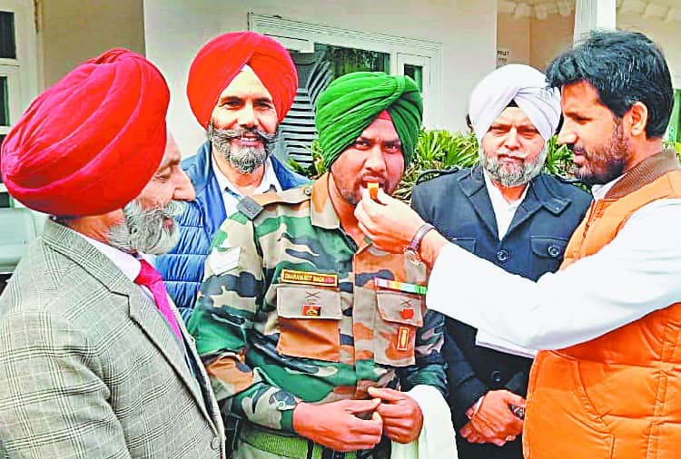 Army Jawan made remote mobile robot who is capable to defuse Bomb