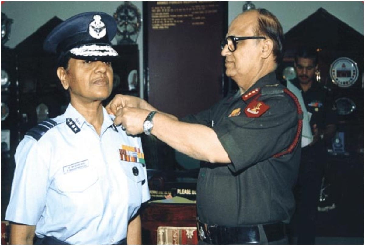 4 women soldiers got medals in indian armed forces