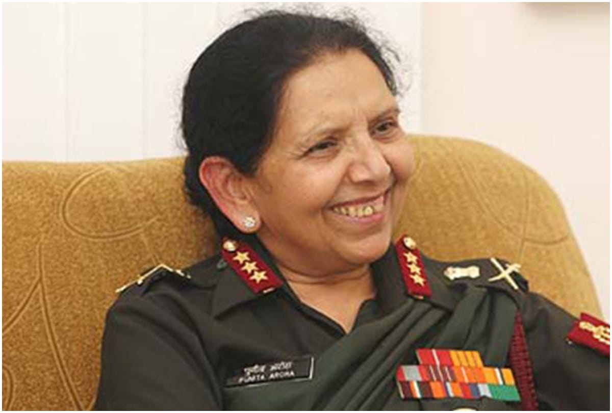 4 women soldiers got medals in indian armed forces
