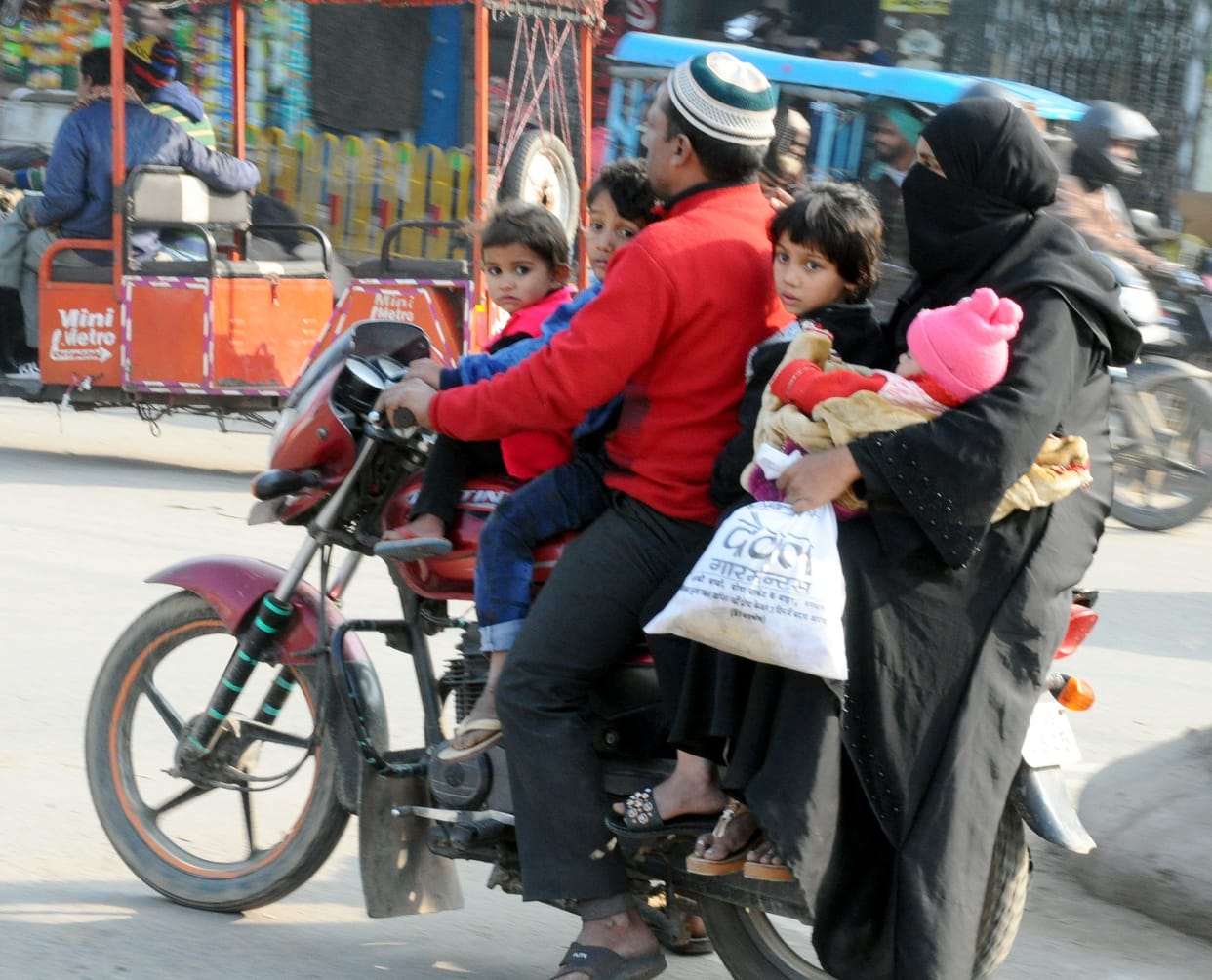 no follow of traffic rull in sambhal