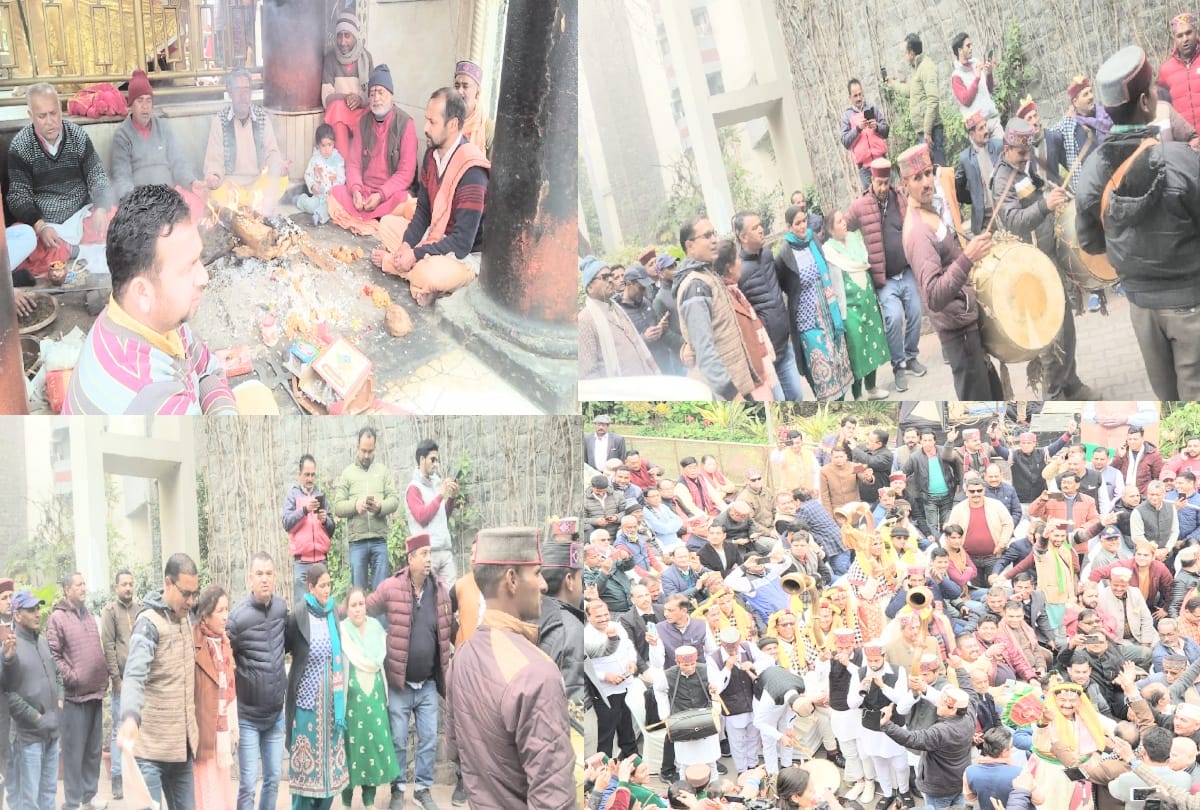Celebration after jp Nadda appointed  national president of bjp, Workers perform nati in mandi