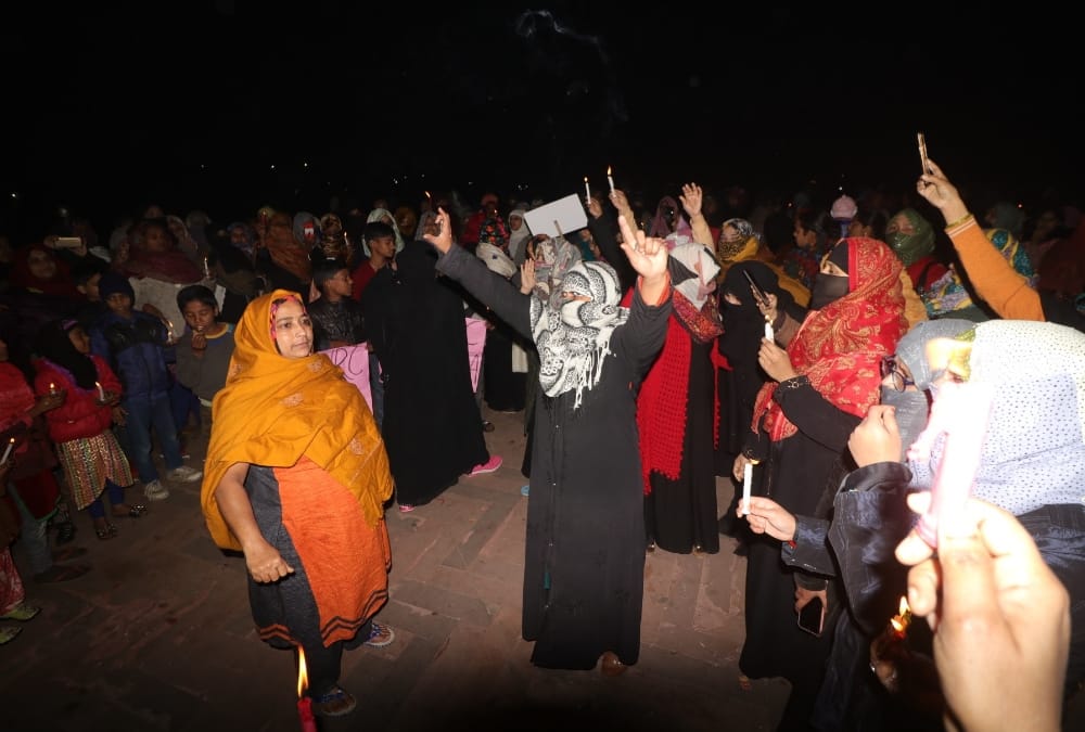 Women protest against CAA in Ghantaghar in Lucknow.