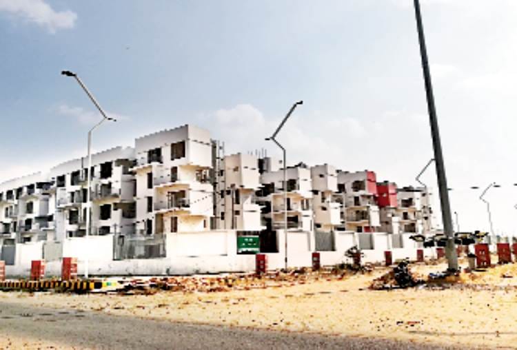low income group flats are also 25 percent expensive in lucknow