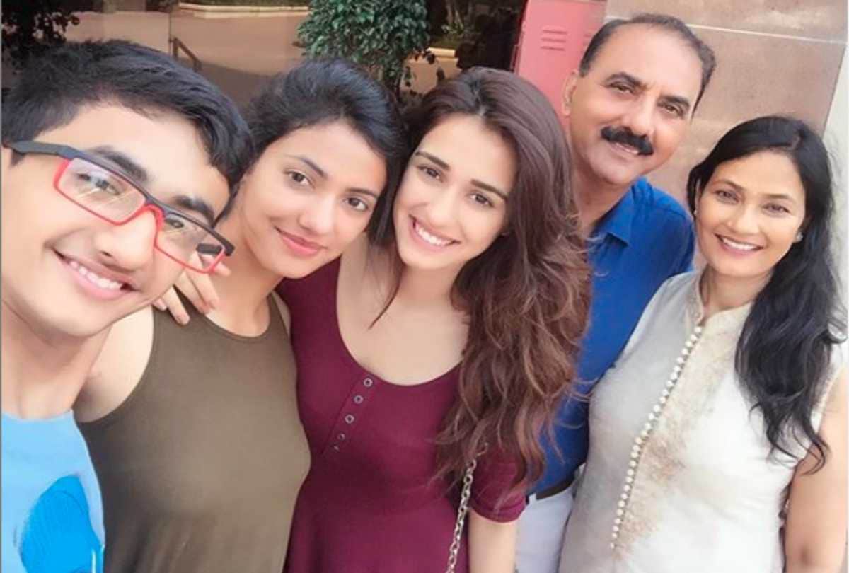 disha patani sister khushboo patani ia a lieutenantin in army know about her