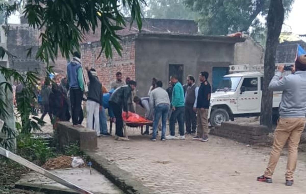 Married woman's funeral pyre in front of the house, escaped leaving in-laws house