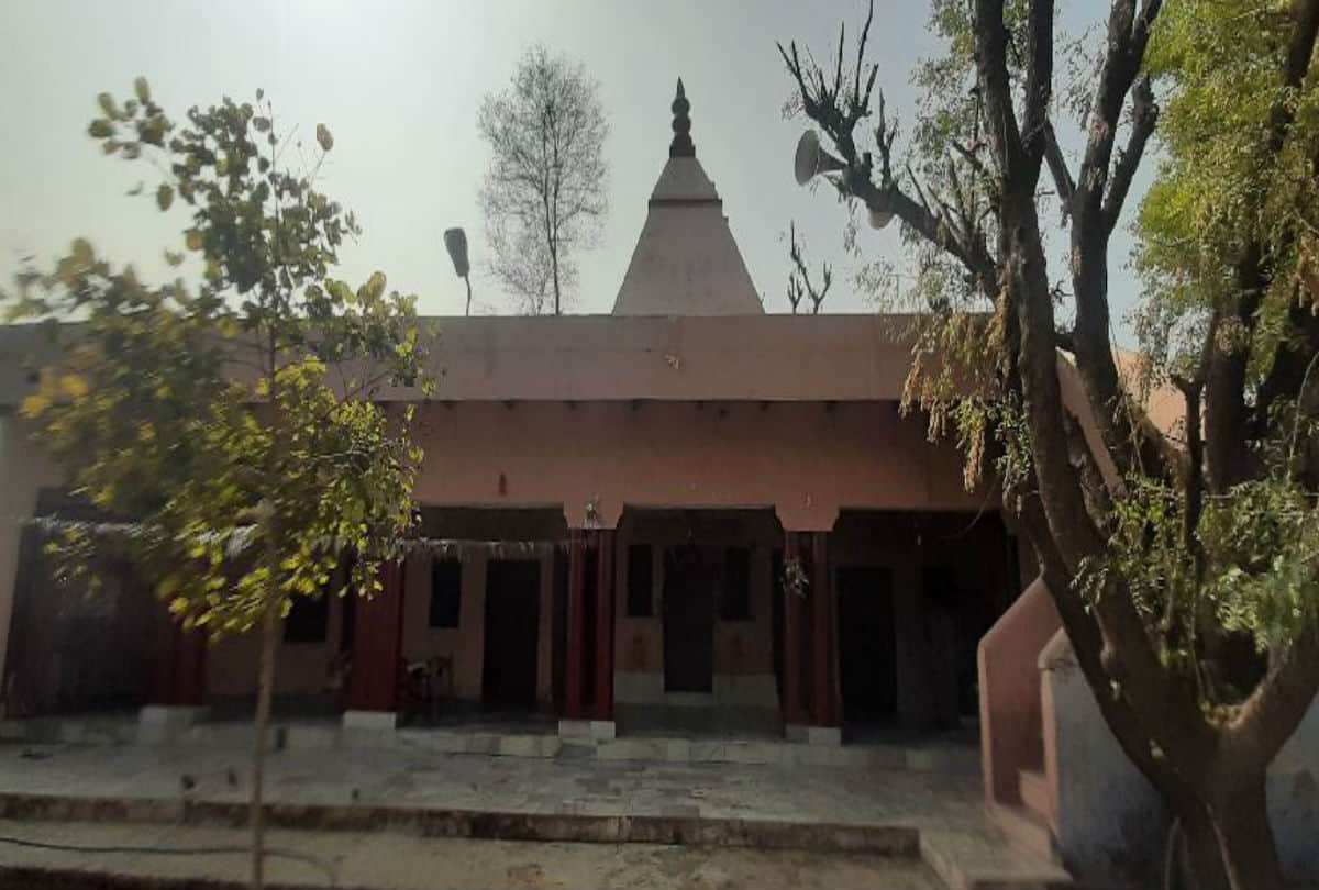 Water Crisis in Radha Rani Near Village Rankoli Rang Devi Sakhi Mathura   Barsana