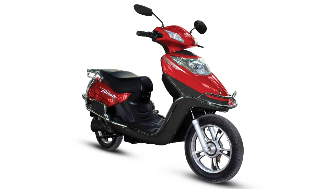 Buy Hero Flash electric scooter on huge discount, Price starting at rs 29,990