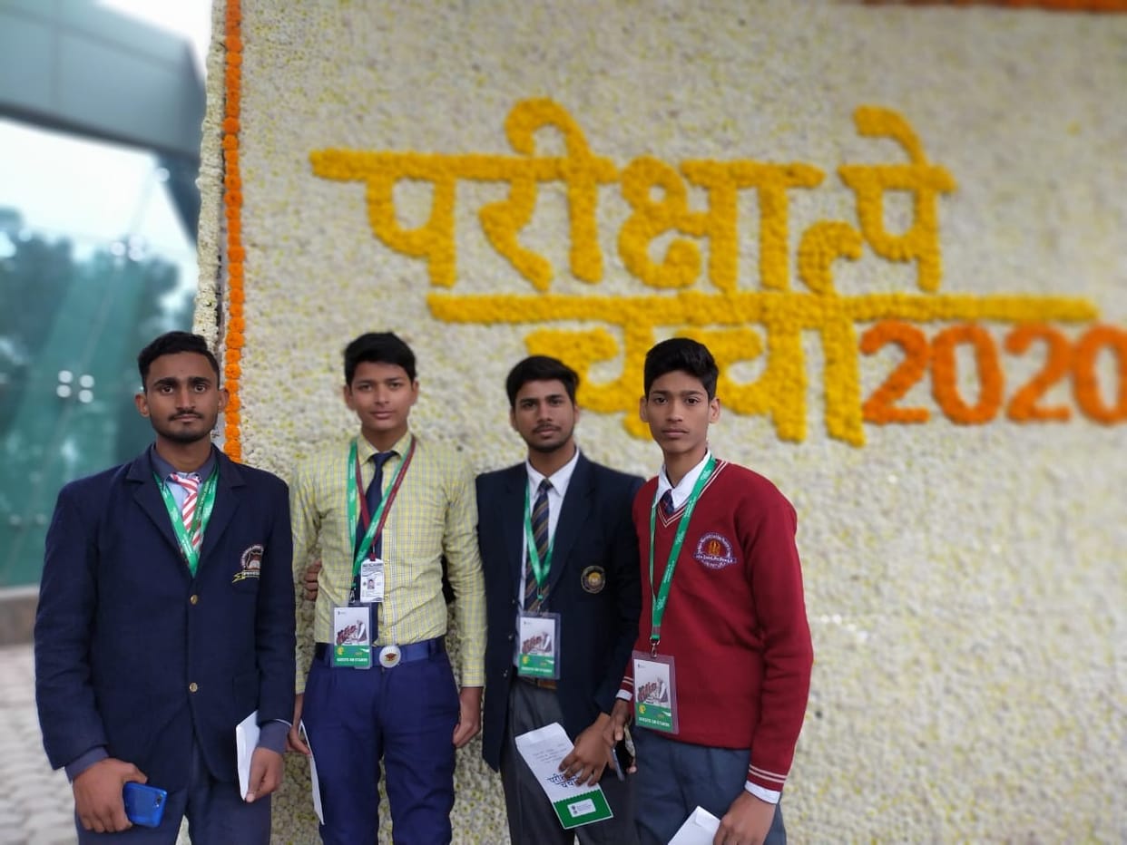 Students stunned to meet PM, found new floor