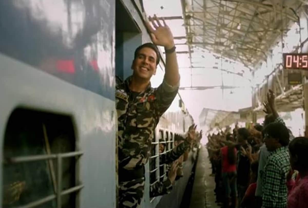 akshay kumar salute to cisf for dedication to airport and metro stations duty