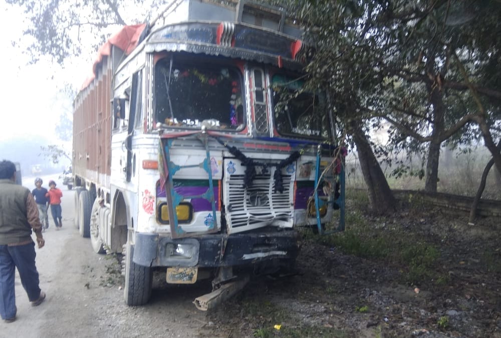 Big road accident in Amethi of uttar pradesh