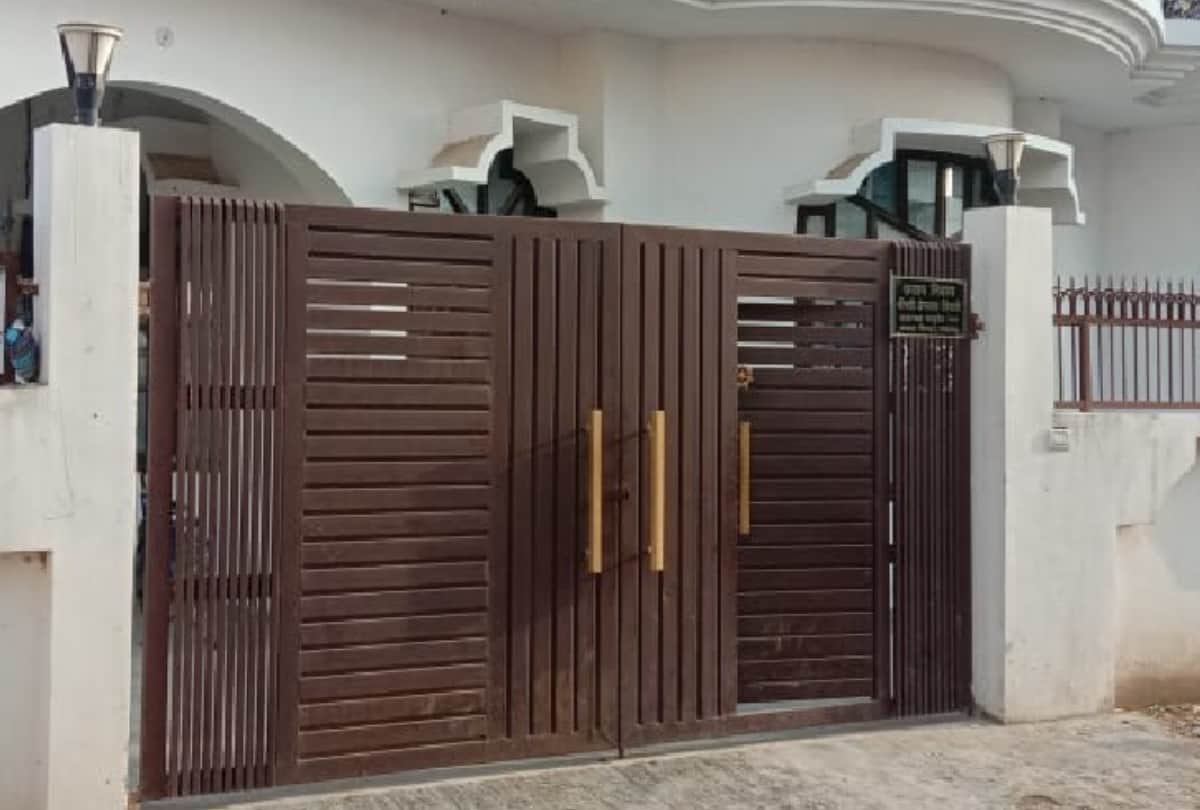 A man attacked on his girlfriend in Lucknow.