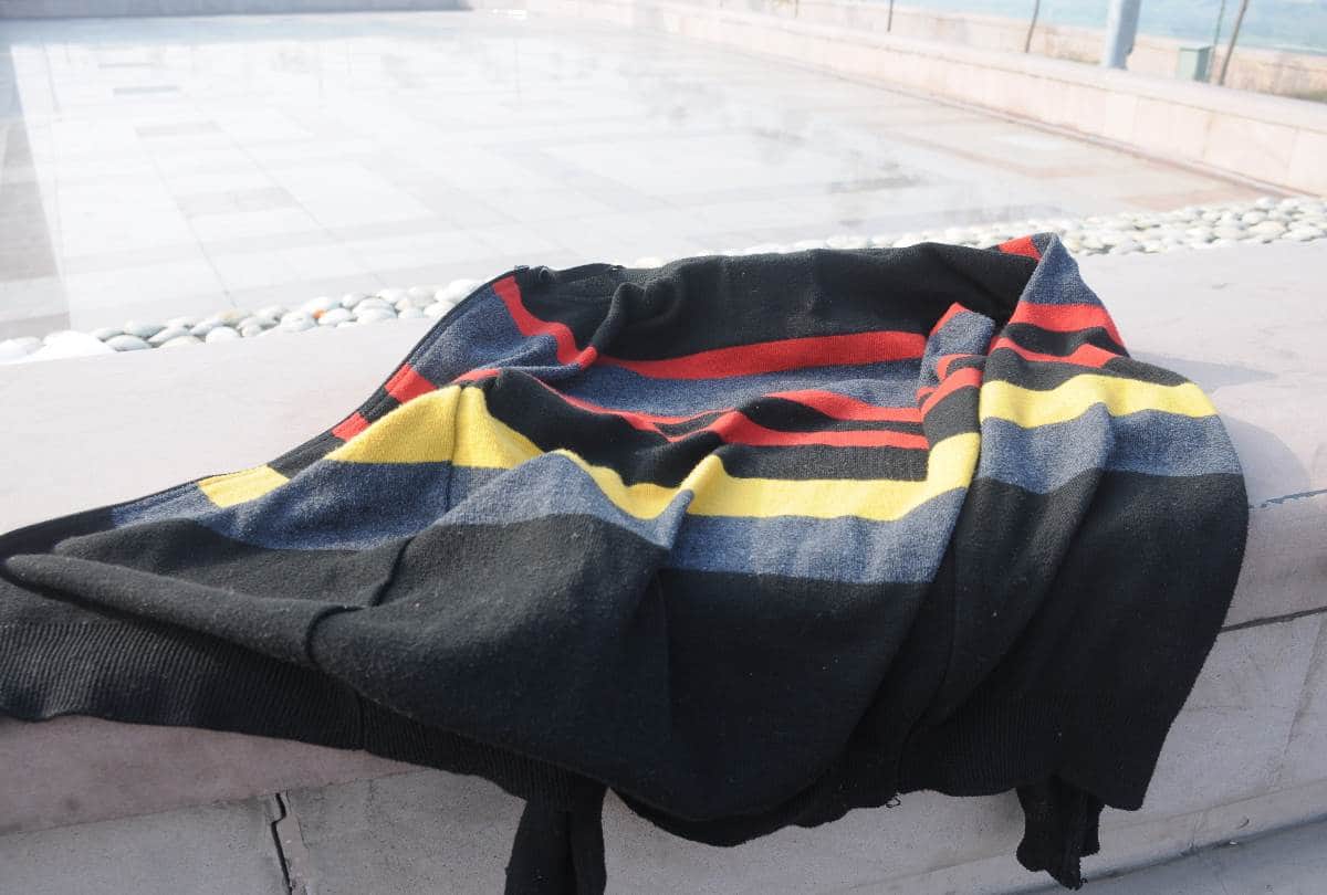 man jumped in to gomti river