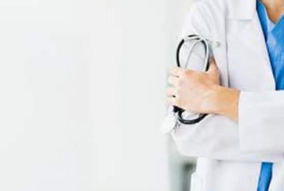 gorakhpur District Women Hospital female doctor resign for hard work