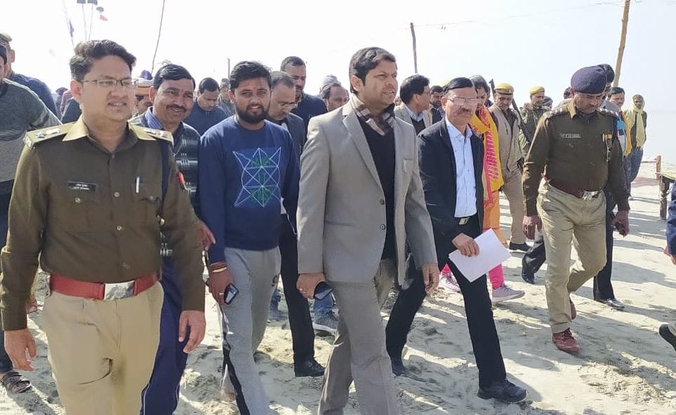 dm and sp look ganga yatra prepration