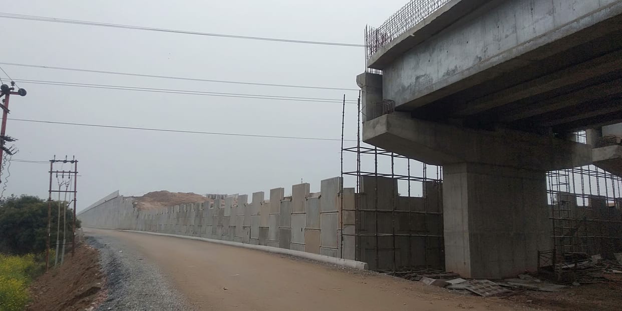 time limit extend the higway constrection work will done on april 2020