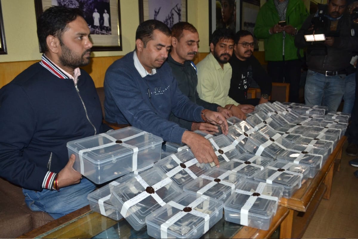 illegal arms factory busted in Lisari gate in Meerut, arms was prepared for Delhi elections