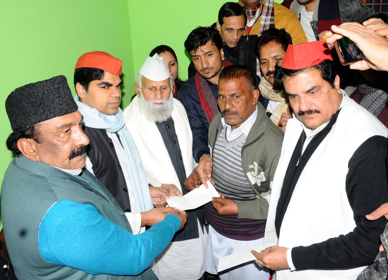ecomonical help to sambhal voilence  vicitem