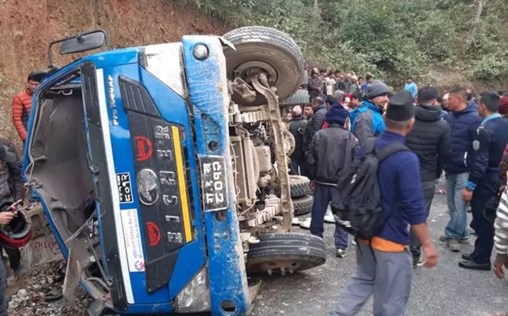 7 died in accident in nepal