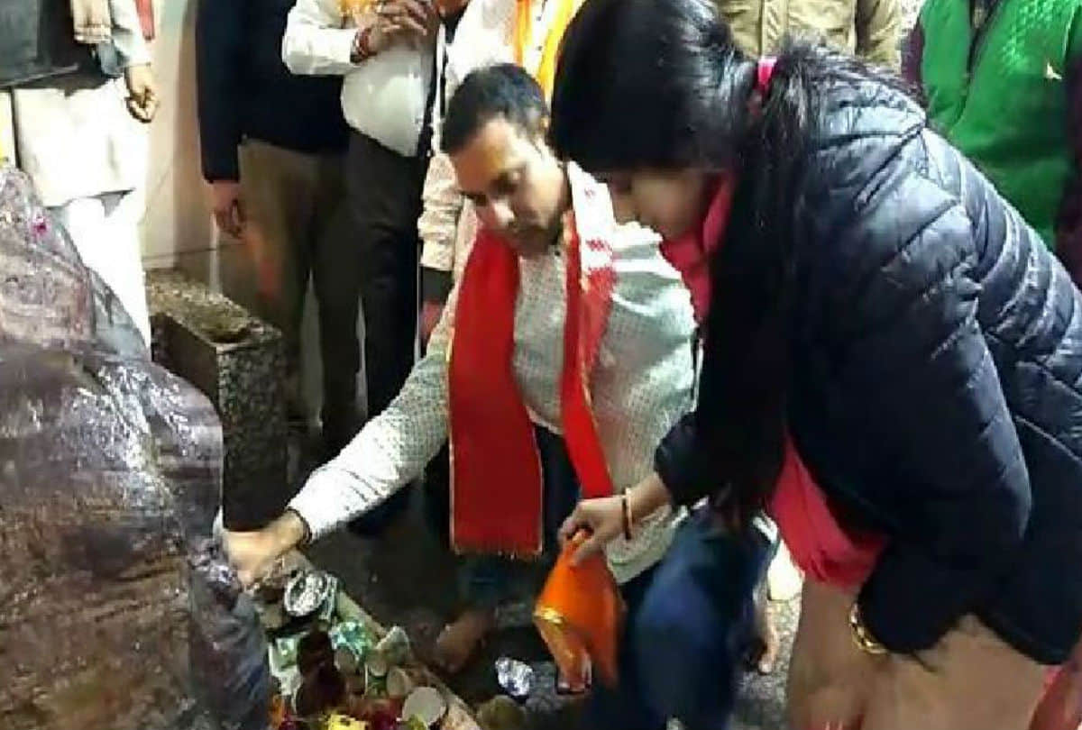VVS Laxman Reach Giriraj ji Mandir Daanghati Govardhan Mathura