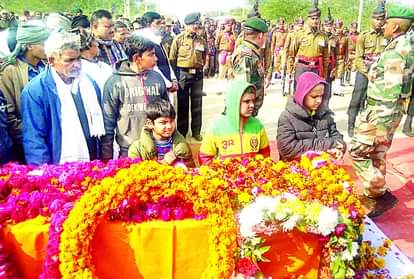 Etawah's son was martyr during the indian army exercise
