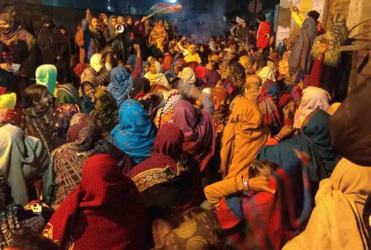 caa protest : rising day by day in many small cities of uttar pradesh