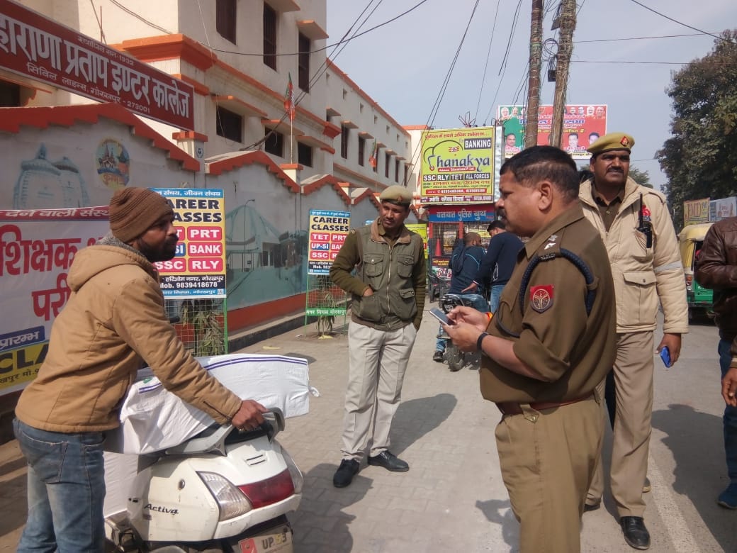 five things that you should avoid during riding to save your driving licence from traffic police