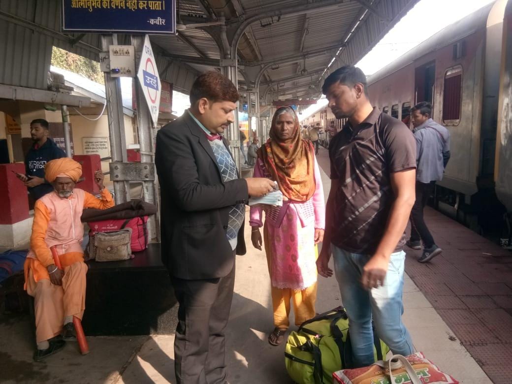 Action on 161, including 30 un ticketed passengers in checking