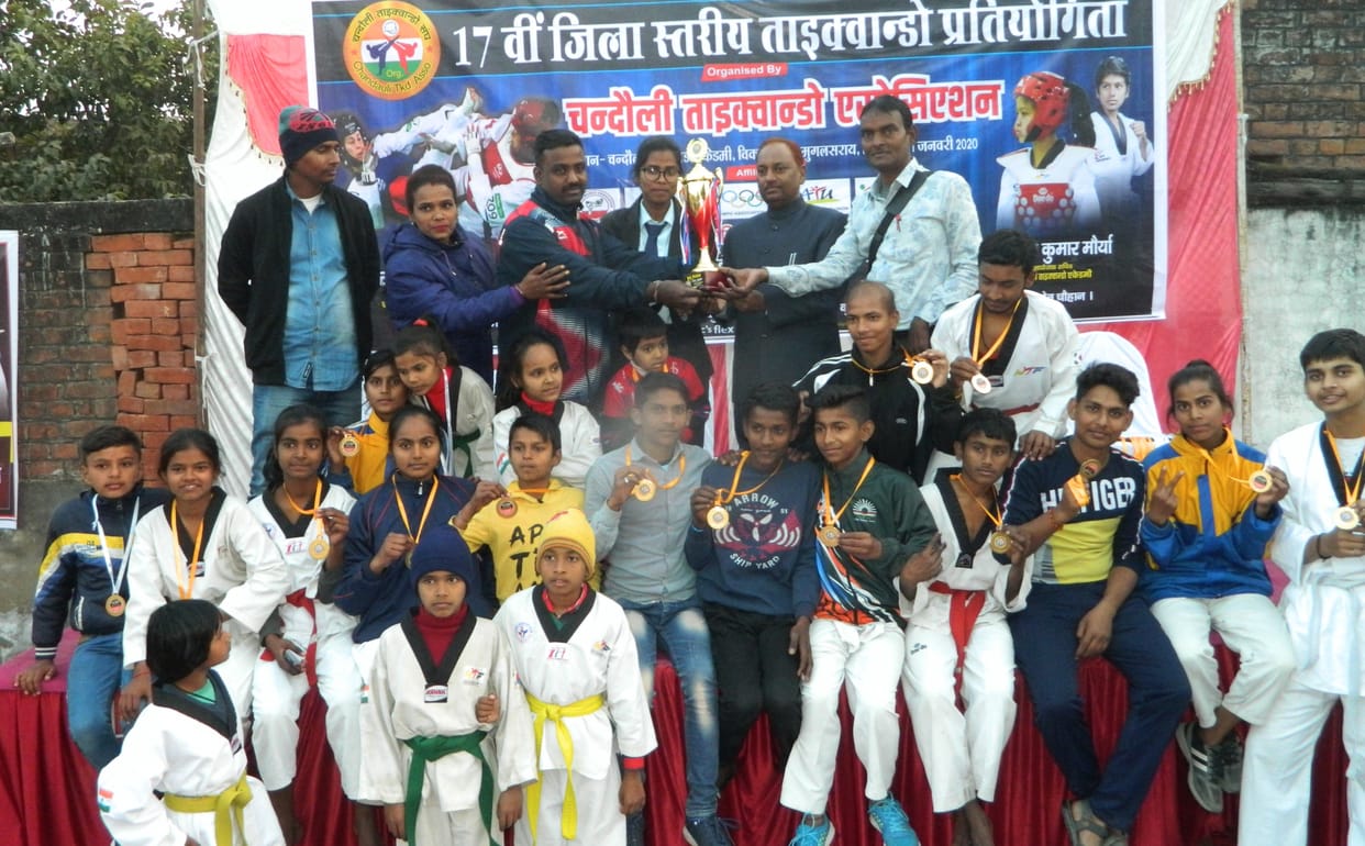 chandauli winner in taekwondo