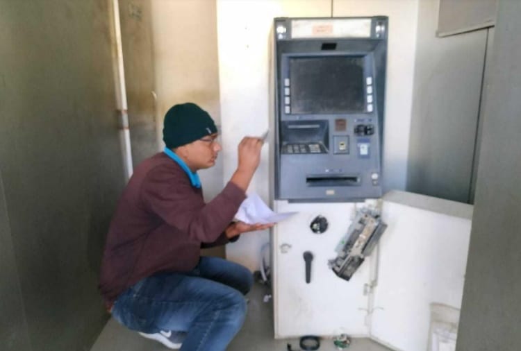 Attempt to break ATM at Sirsa of Haryana