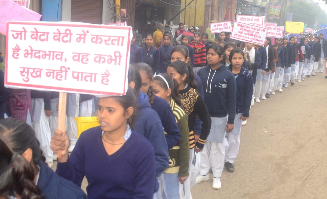 Students on the road to save daughters