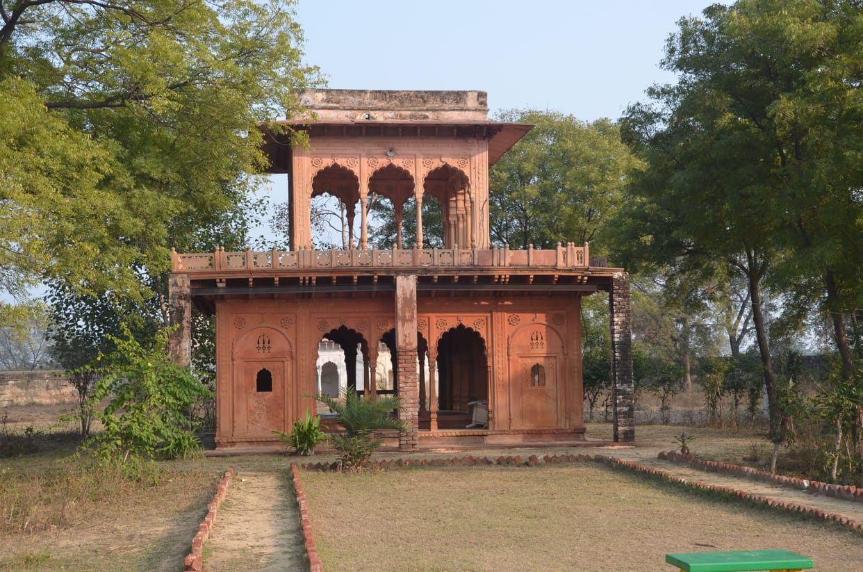 rang je and dwarikadhish mandir