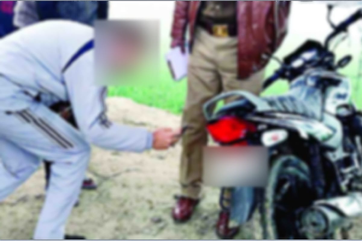 Two bike of same number was running on road in Baghpat and Meerut from three years