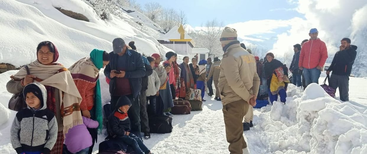 33 person pass chasspass by choper  chamba pangi route