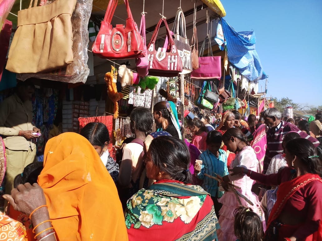 The water from the mountains quenched the thirsty of people in pandawan festival