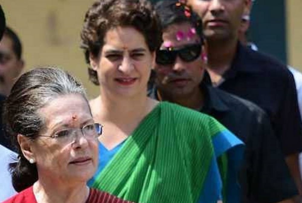 Priyanka gandhi vadra to visit raebareli every month.