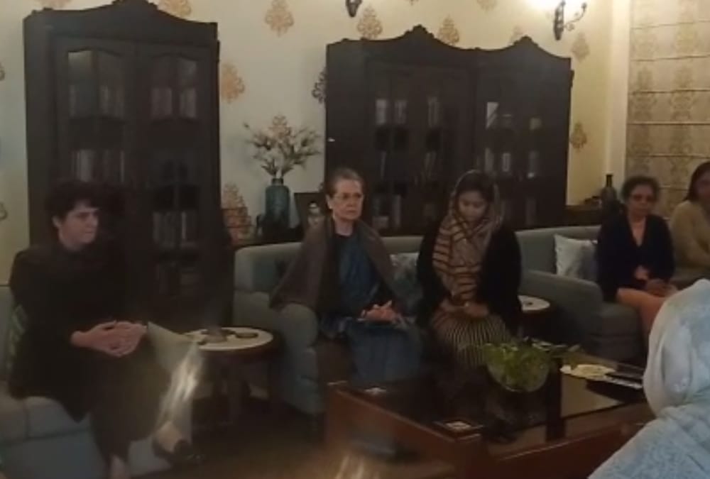 Priyanka Gandhi and Sonia Gandhi in Raebareli.