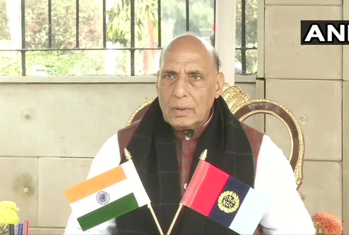 Pakistan, even America is not secular country, only we are secular, Says Rajnath Singh