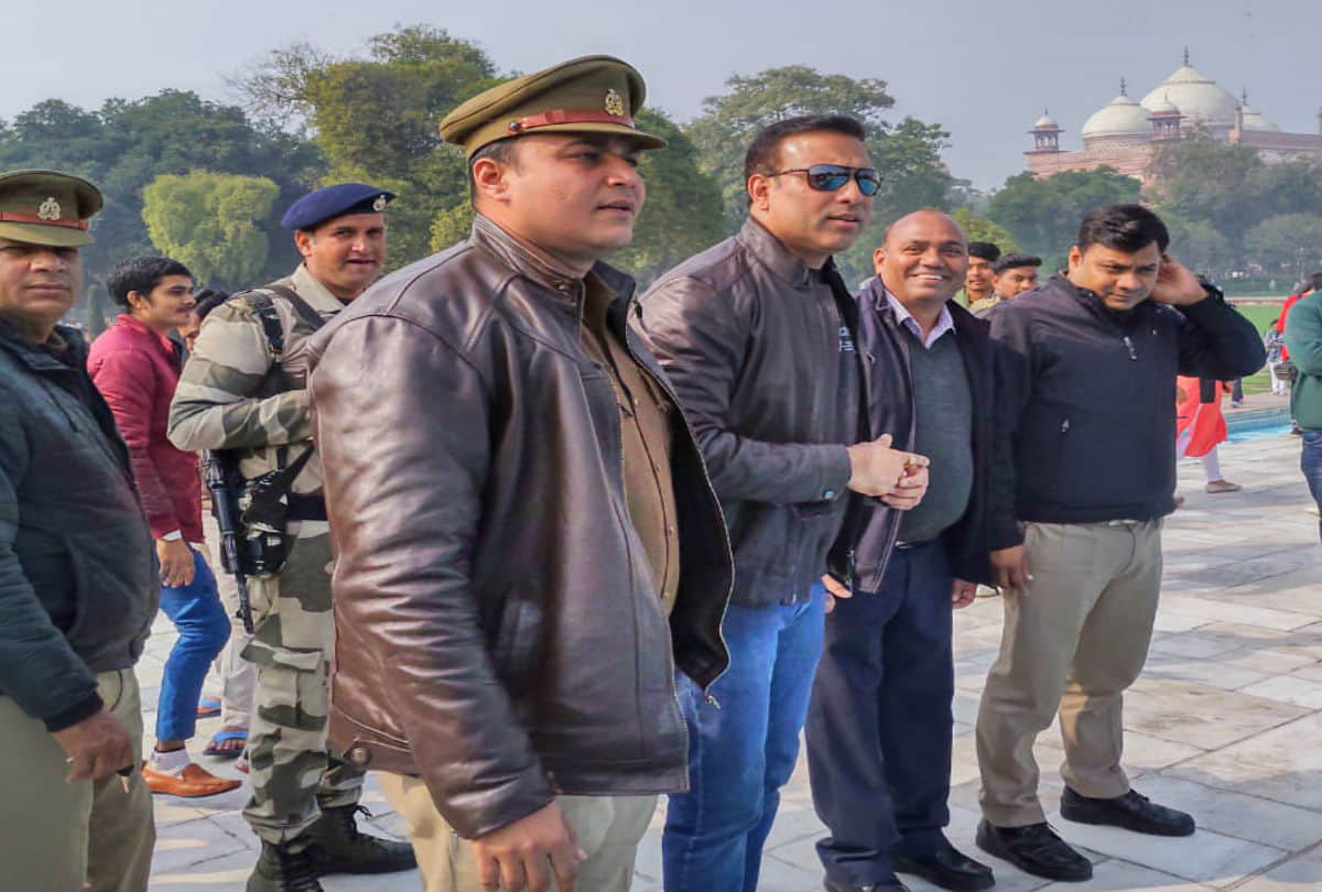 Former Indian Cricketer VVS Laxman Visits Taj Mahal With Family