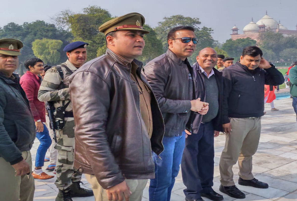 Former Indian Cricketer VVS Laxman Visits Taj Mahal With Family